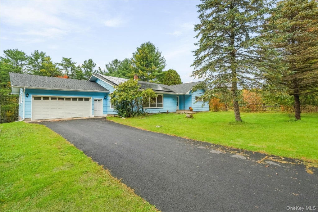Photo of 53 Hartwood Club Road, Sparrowbush, NY 12780 (MLS # 1061954)