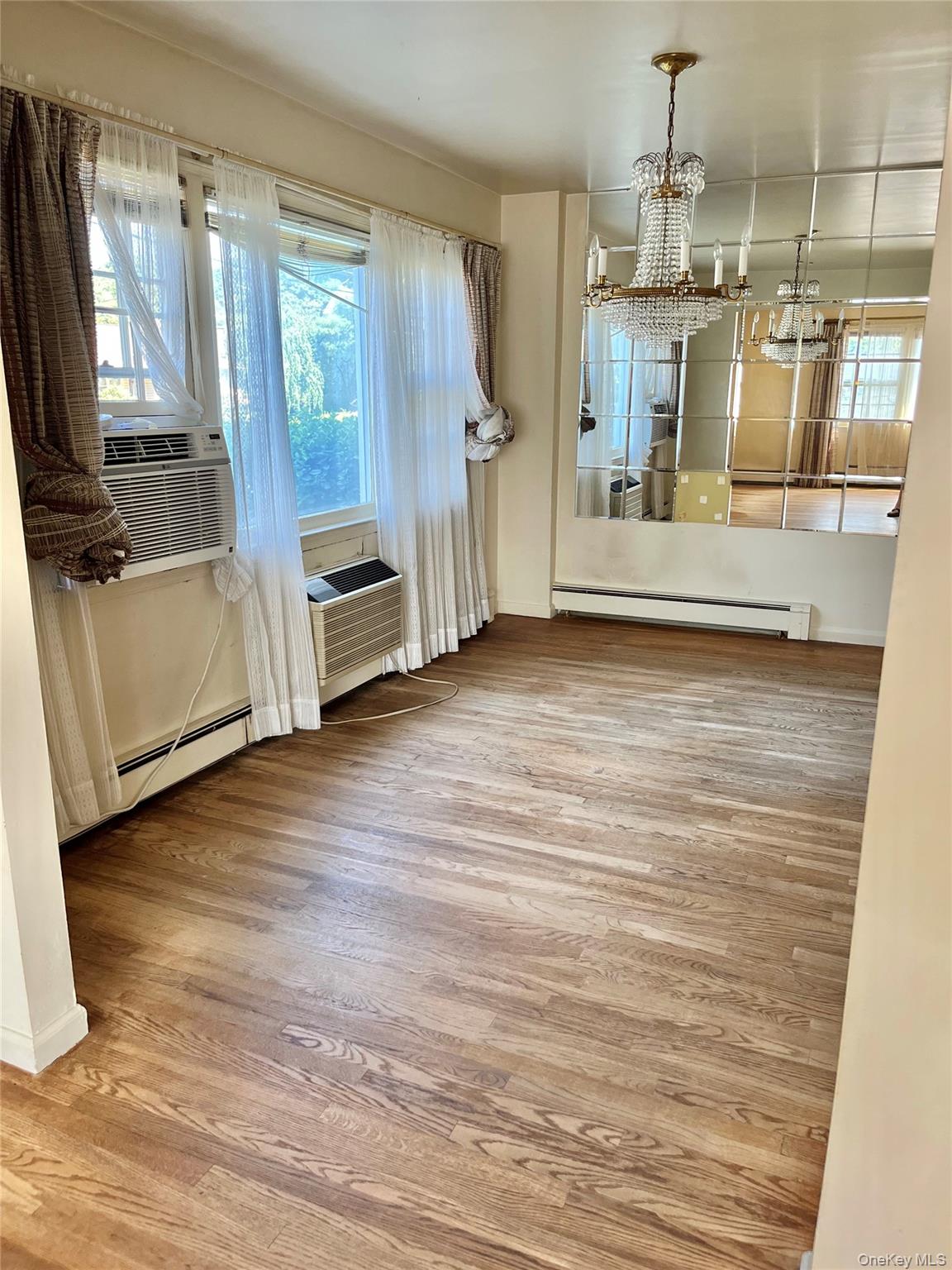 Yonkers, New York 10710, United States, 3 Bedrooms Bedrooms, ,2 BathroomsBathrooms,Residential,Active,195013