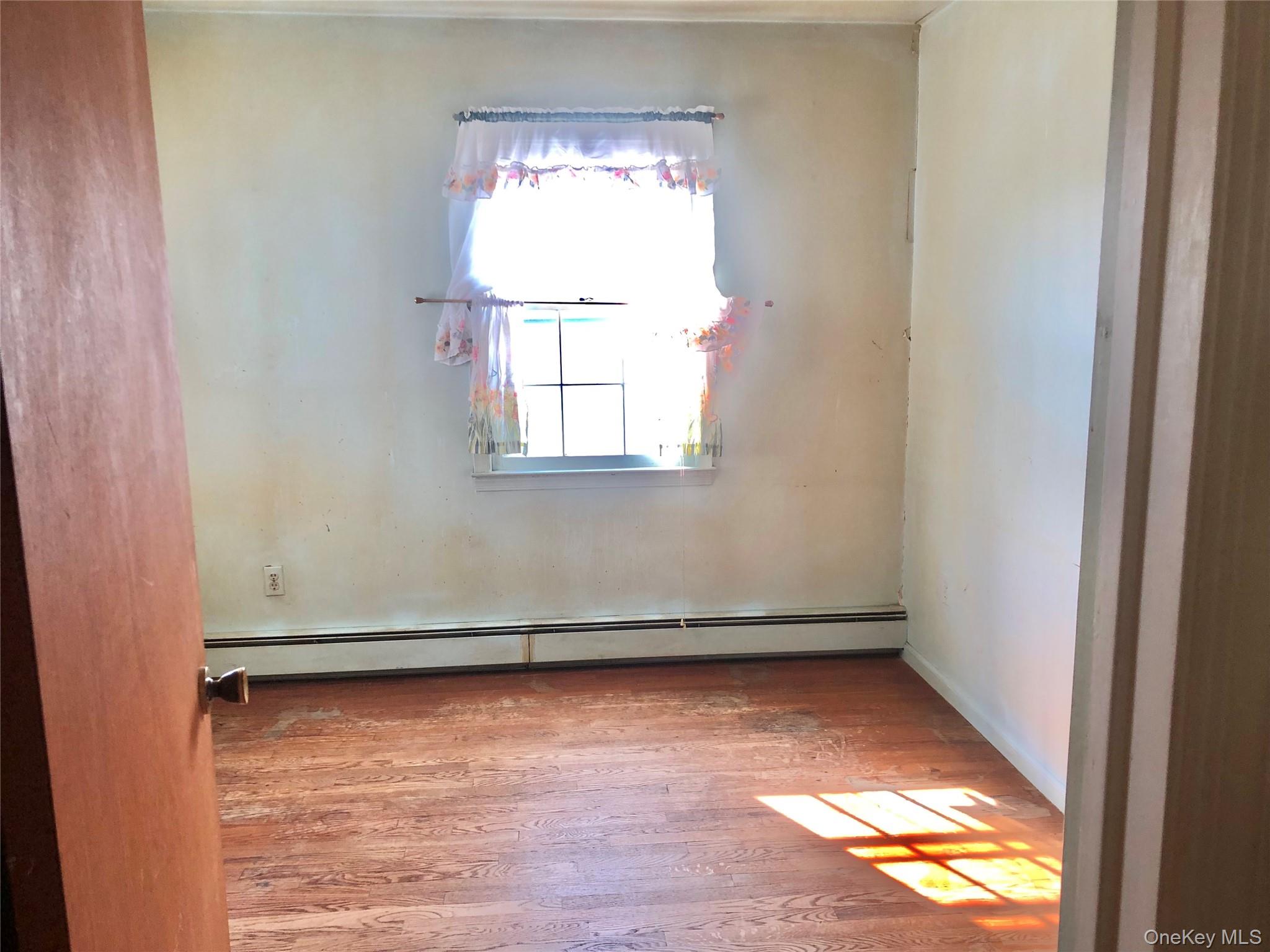 Yonkers, New York 10710, United States, 3 Bedrooms Bedrooms, ,2 BathroomsBathrooms,Residential,Active,195013