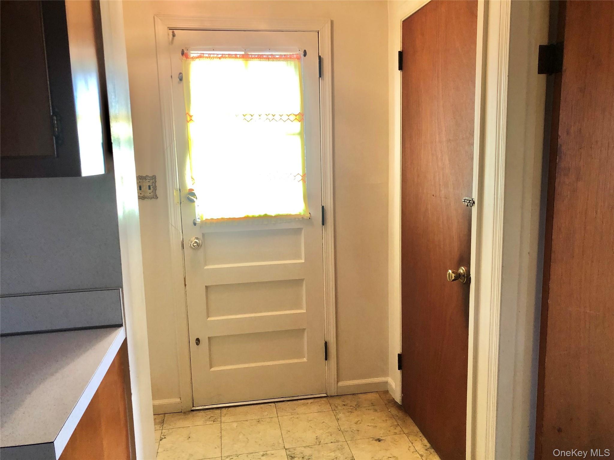 Yonkers, New York 10710, United States, 3 Bedrooms Bedrooms, ,2 BathroomsBathrooms,Residential,Active,195013