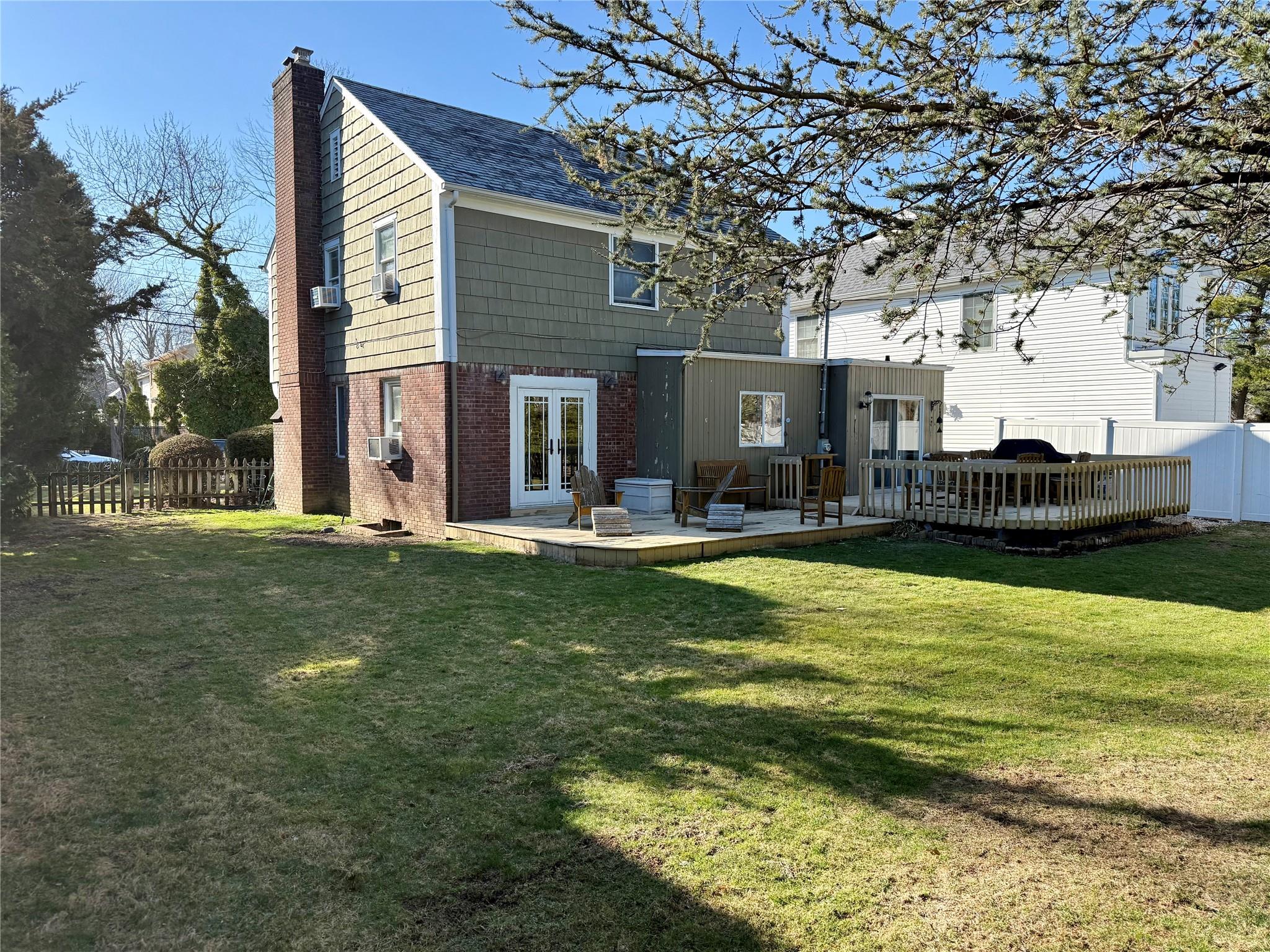 1563 Stevenson Road, Hewlett, New York image 2