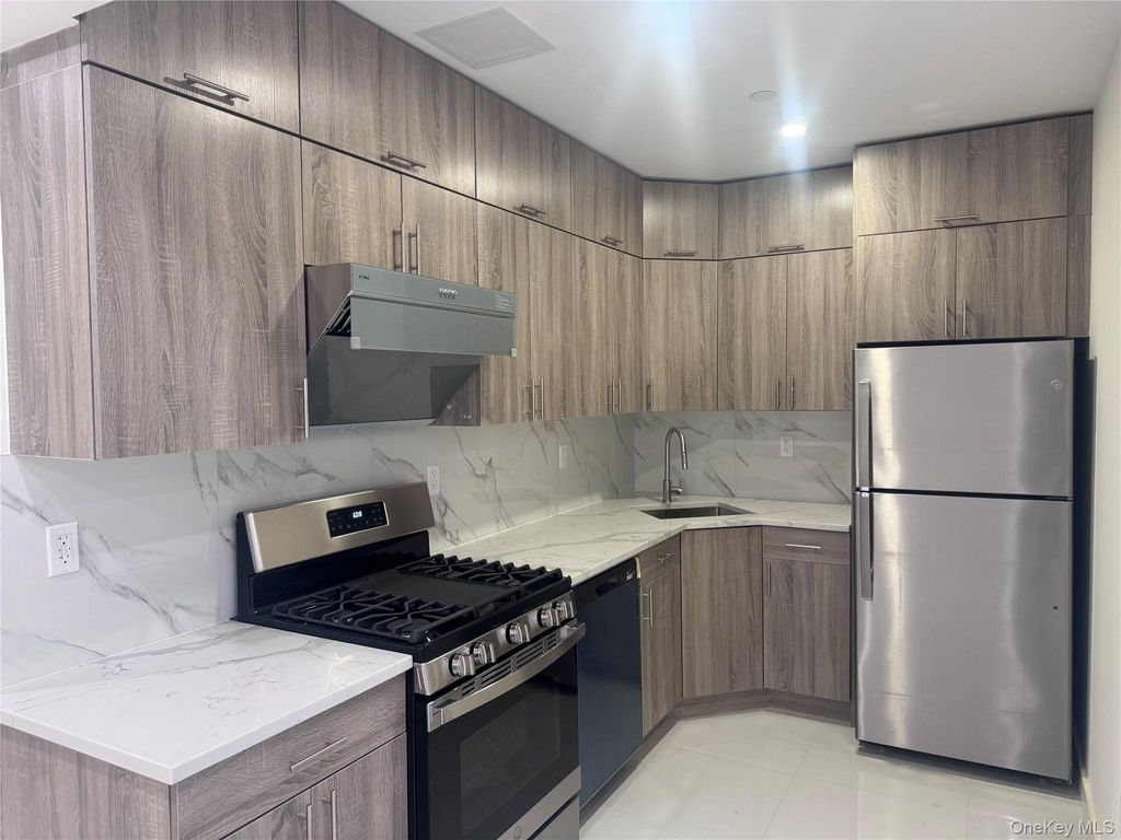 Photo of 124-28 Queens Blvd. Blvd #10A, Kew Gardens, NY 11415 (MLS # 895204)