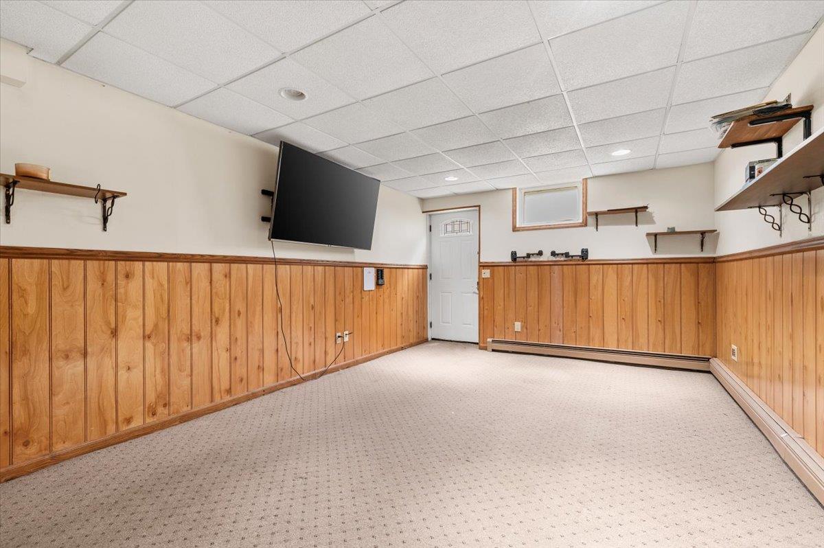 Dix Hills, New York 11746, United States, 3 Bedrooms Bedrooms, ,4 BathroomsBathrooms,Residential,Active,178944