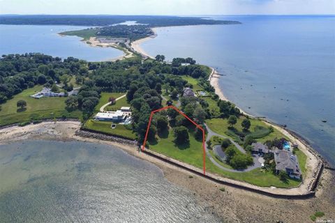 105 Centre Island Road Centre Island NY 11771