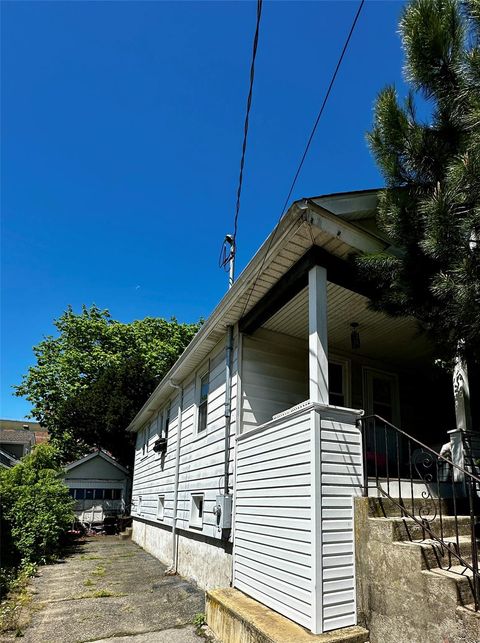 18 Sportsmans Avenue, Freeport, NY 11520 - MLS#: 863342