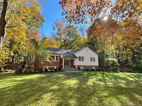 Photo of 341 Millwood Road, Chappaqua, NY 10514 (MLS # 917712)