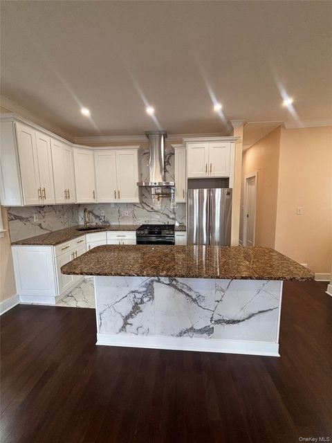 Apartment For Rent - 66 Grant Avenue #2<br/> Brooklyn, NY 11208