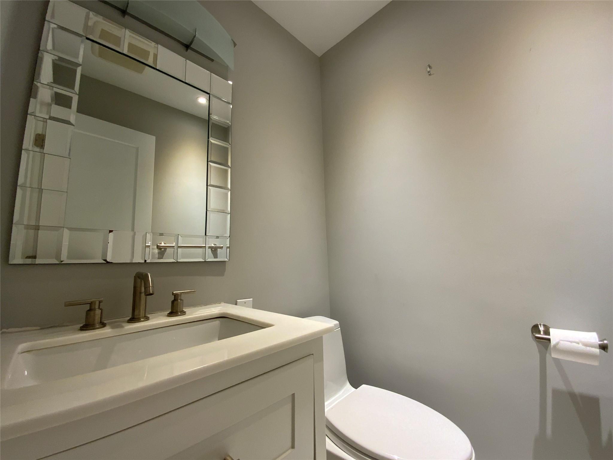 27010 E Grand Central Parkway Parkway #21A, Floral Park, Florida image 9