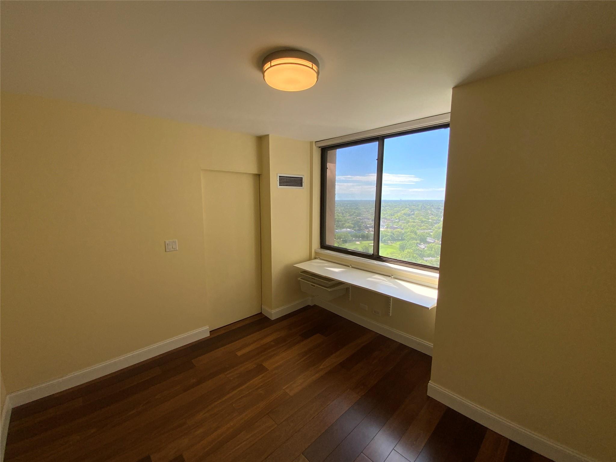 27010 E Grand Central Parkway Parkway #21A, Floral Park, Florida image 14
