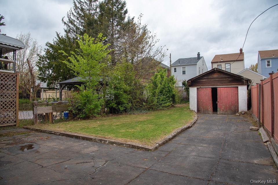 2931 Coddington Avenue