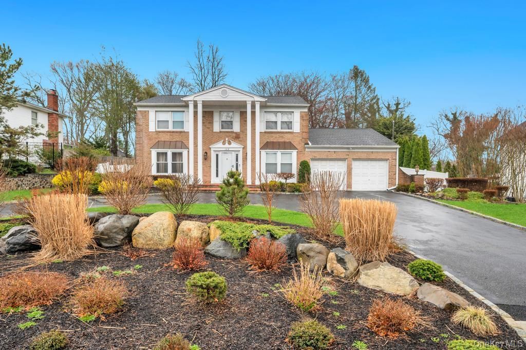 Photo of 109 Virginia Avenue, Lake Grove, NY 11755 (MLS # 985817)