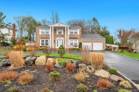 Photo of 109 Virginia Avenue, Lake Grove, NY 11755 (MLS # 985817)