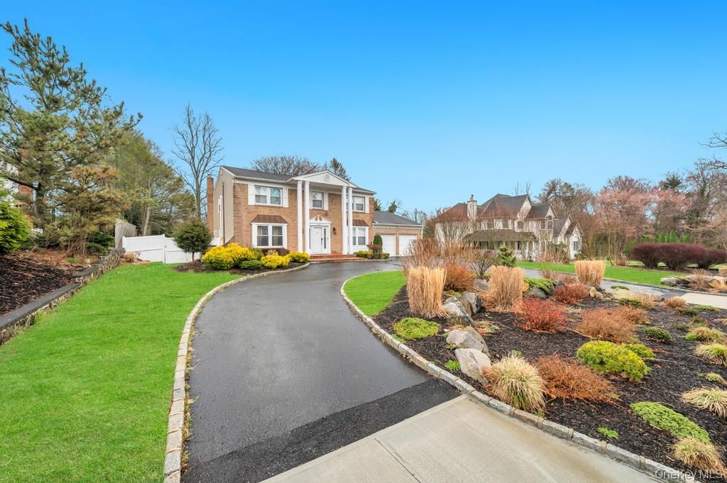 Photo of 109 Virginia Avenue, Lake Grove, NY 11755 (MLS # 985817)