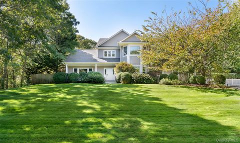 8 Mountain Laurel Lane Southampton NY 11968