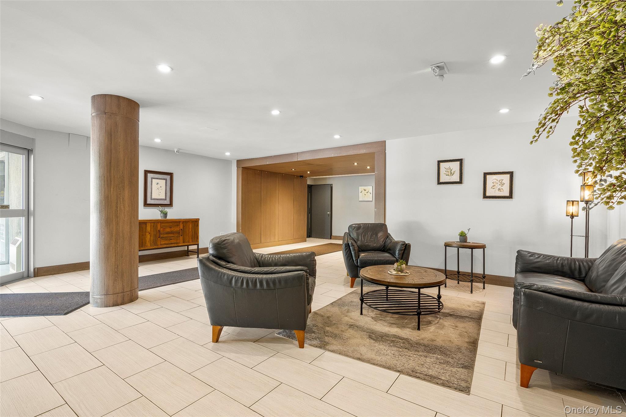 505 Central Avenue 609