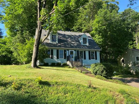 Photo of 118 Shore Drive, New Windsor, NY 12553 (MLS # 925174)