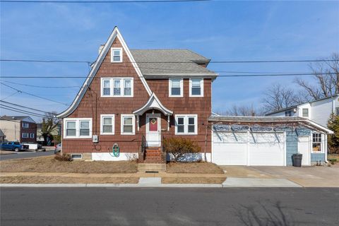 22 Adams Street, East Rockaway, NY 11518 - MLS#: 826716