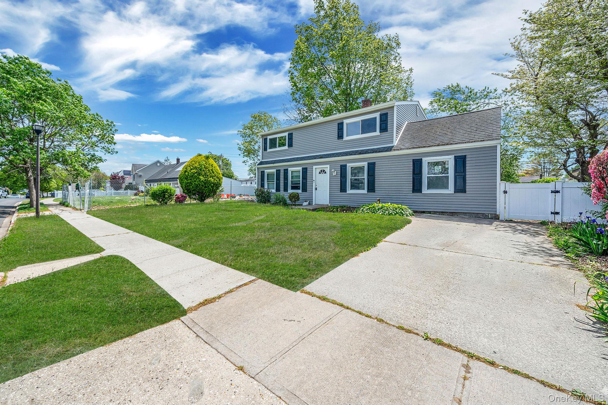 48 Hollyhock Road
