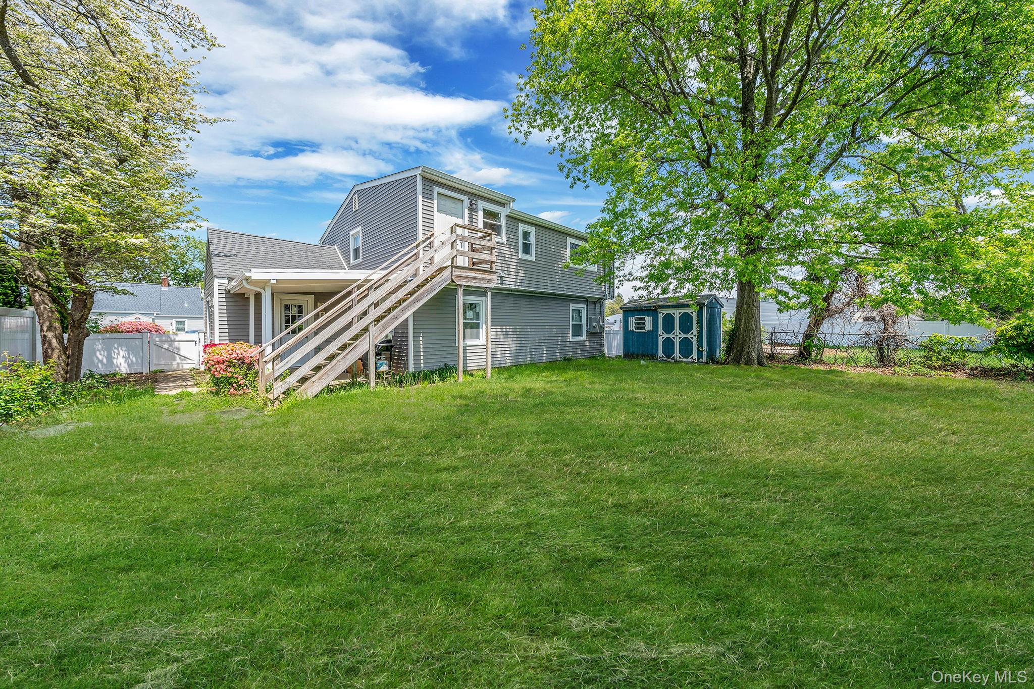 48 Hollyhock Road