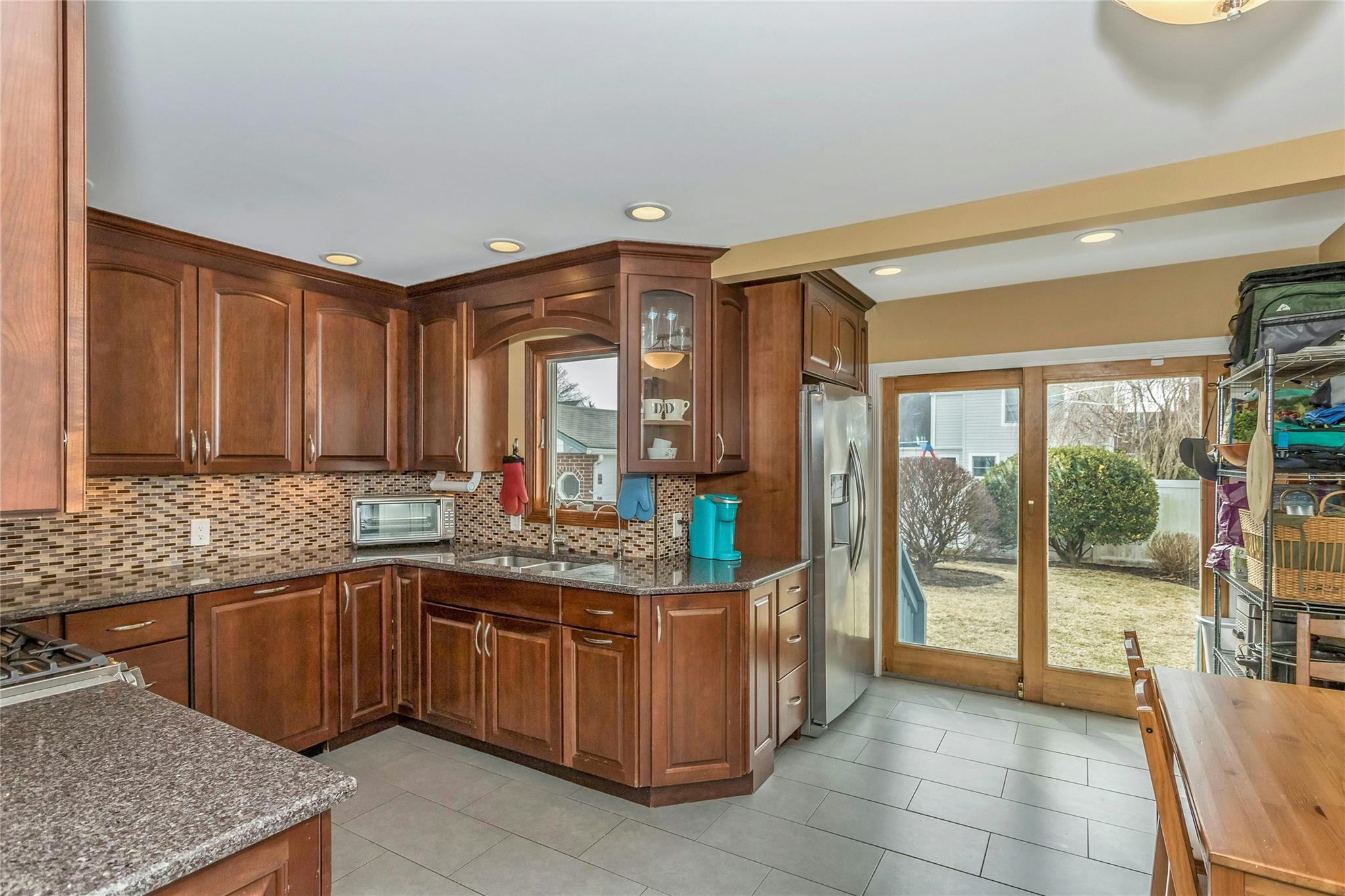 61 Audrey Avenue, Plainview, New York image 18