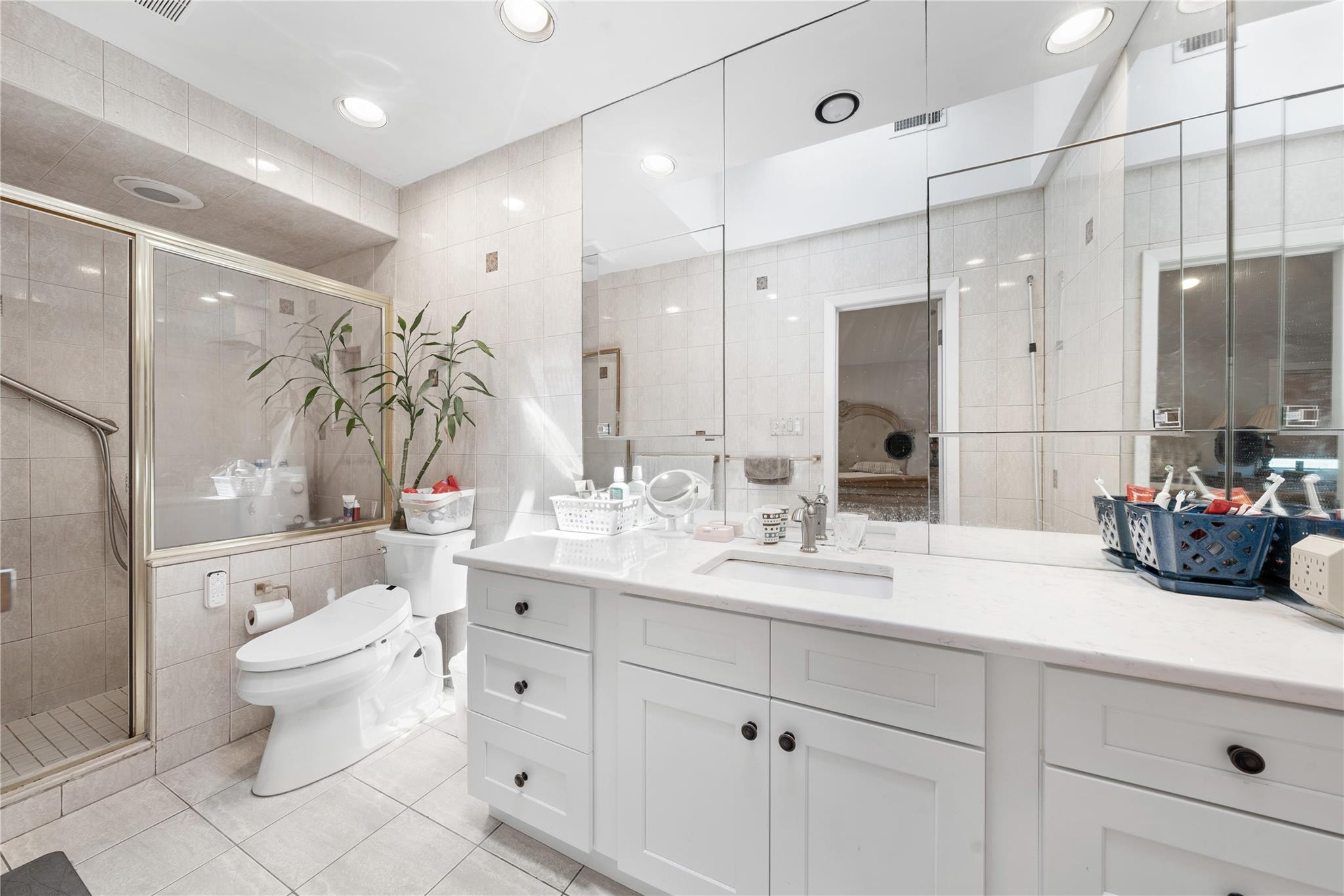 25 Belmont Drive, Roslyn Heights, New York image 21