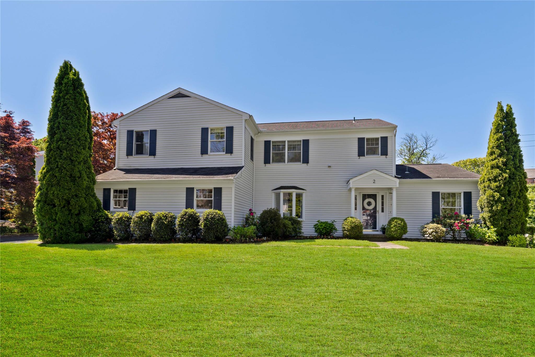 2 Robert Crisfield Place, Rye, New York image 1