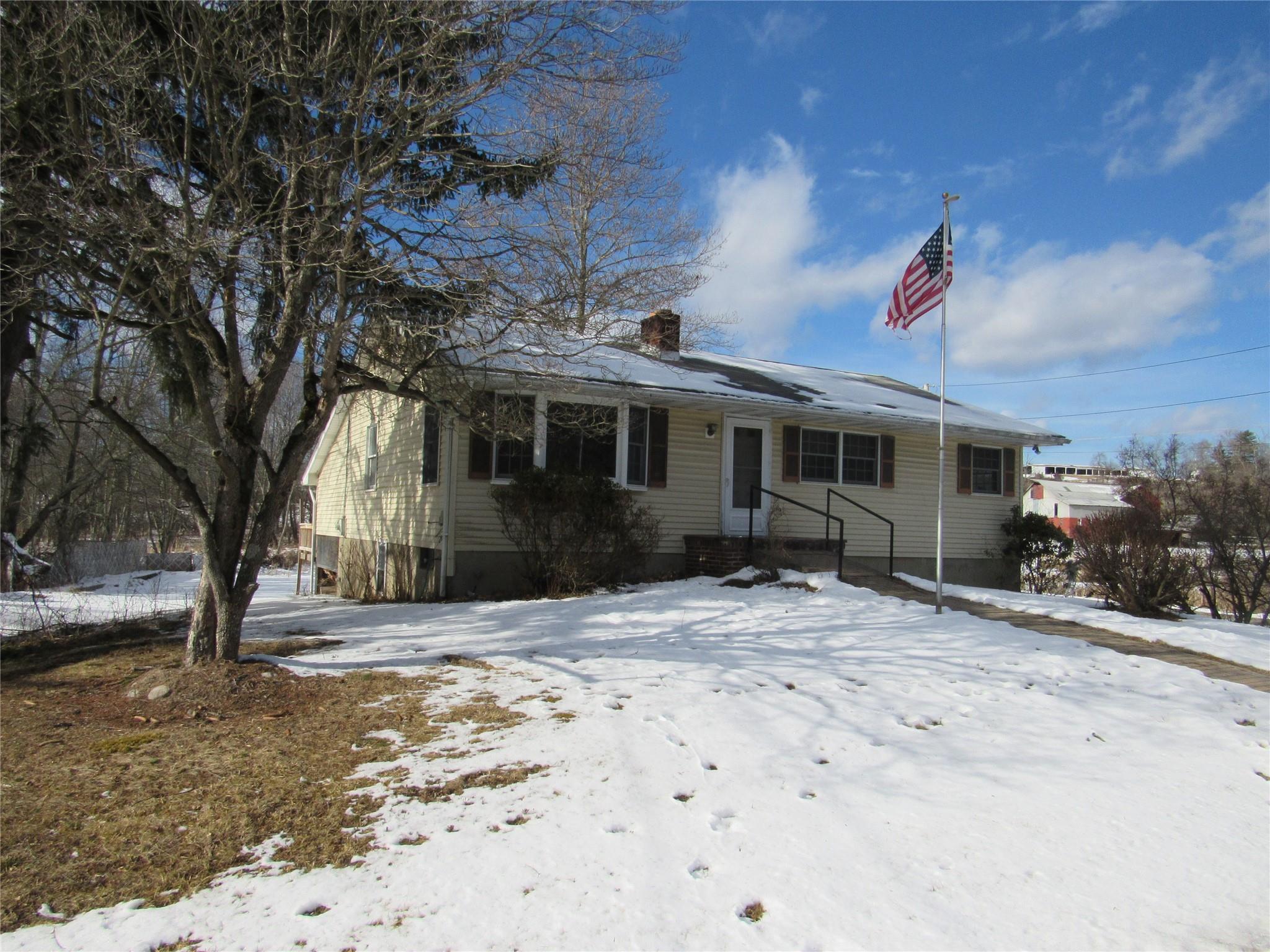 315 Scotchtown Road, Goshen, New York image 2