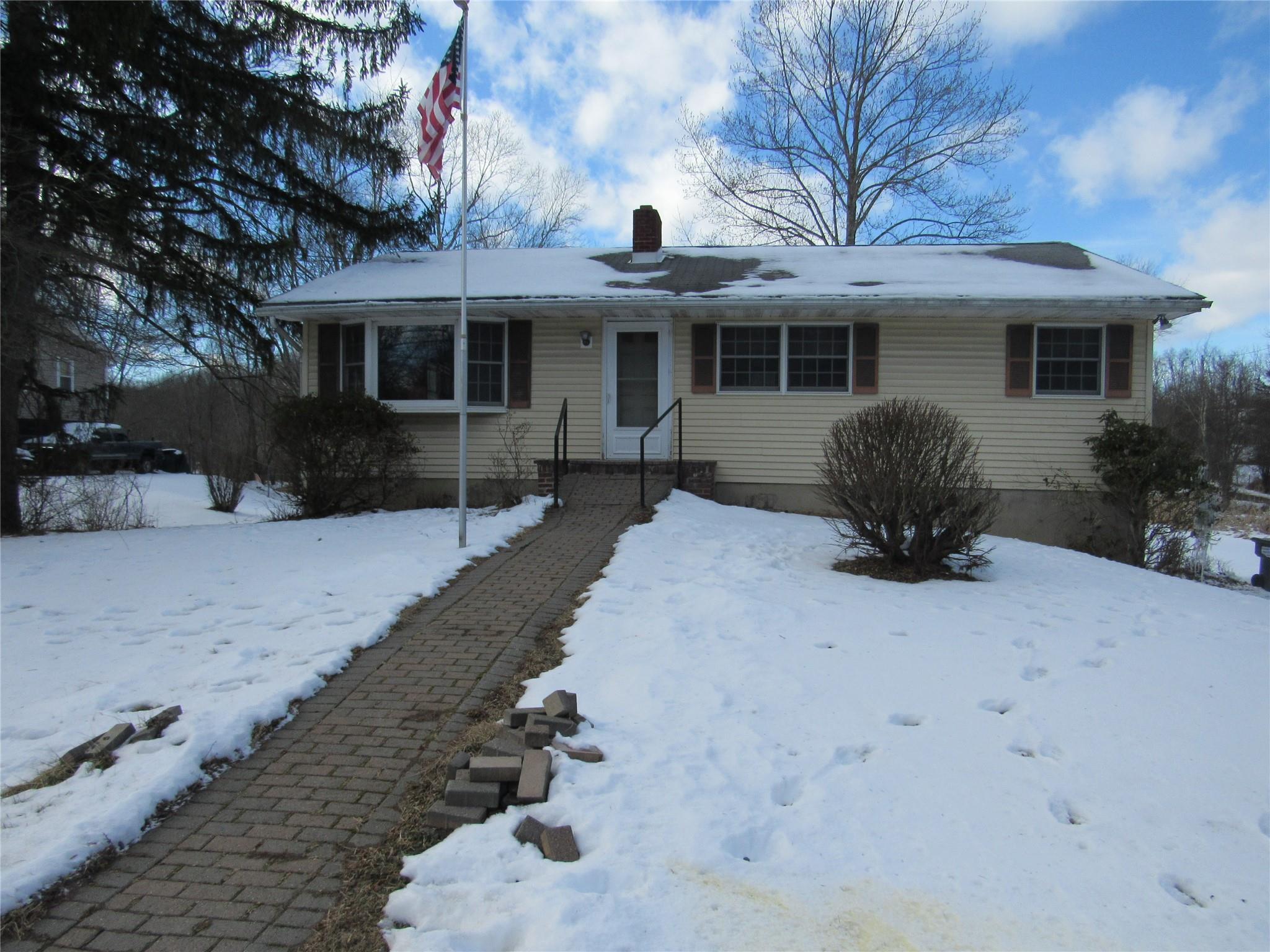 315 Scotchtown Road, Goshen, New York image 1