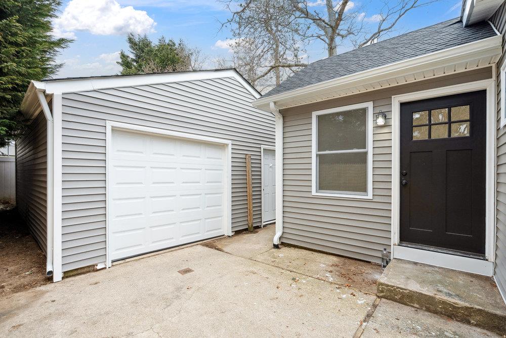 122 Myrtle Avenue, West Islip, New York image 20