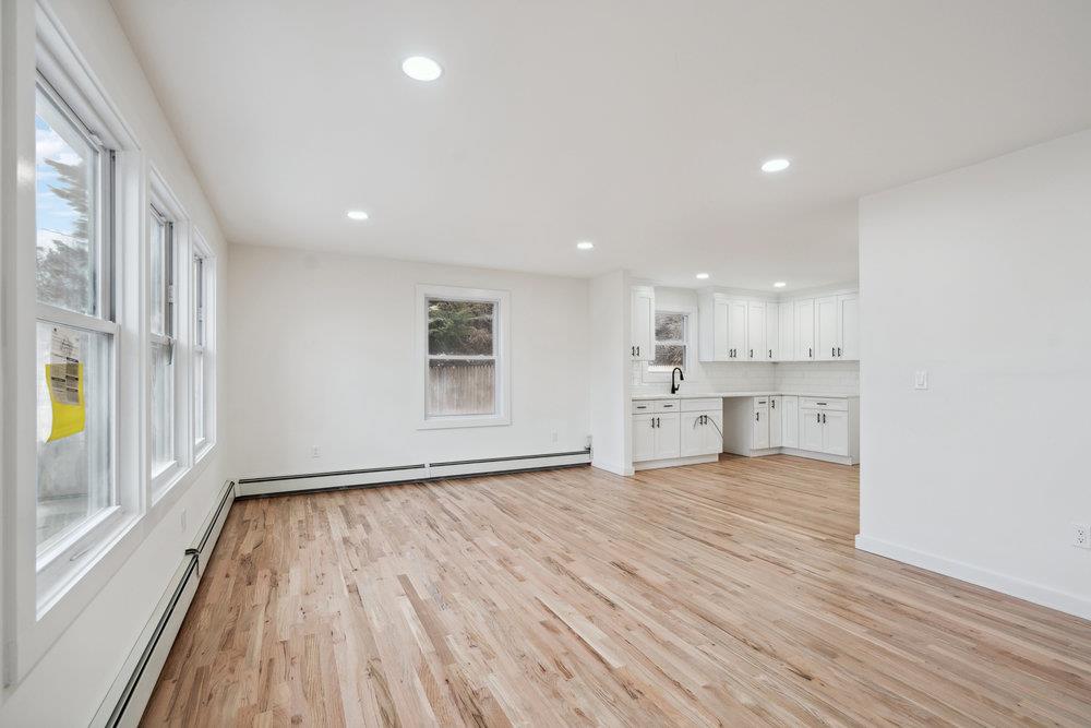 122 Myrtle Avenue, West Islip, New York image 3