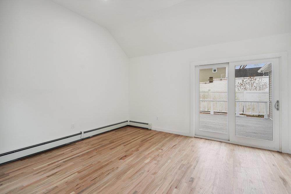 122 Myrtle Avenue, West Islip, New York image 9