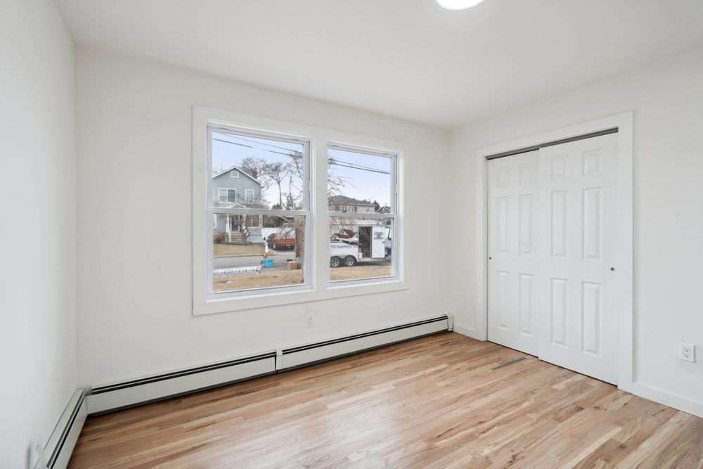 122 Myrtle Avenue, West Islip, New York image 16