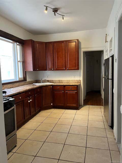 Apartment For Rent - 417 Marlborough Road #1ST FLOOR<br/> Brooklyn, NY 11226