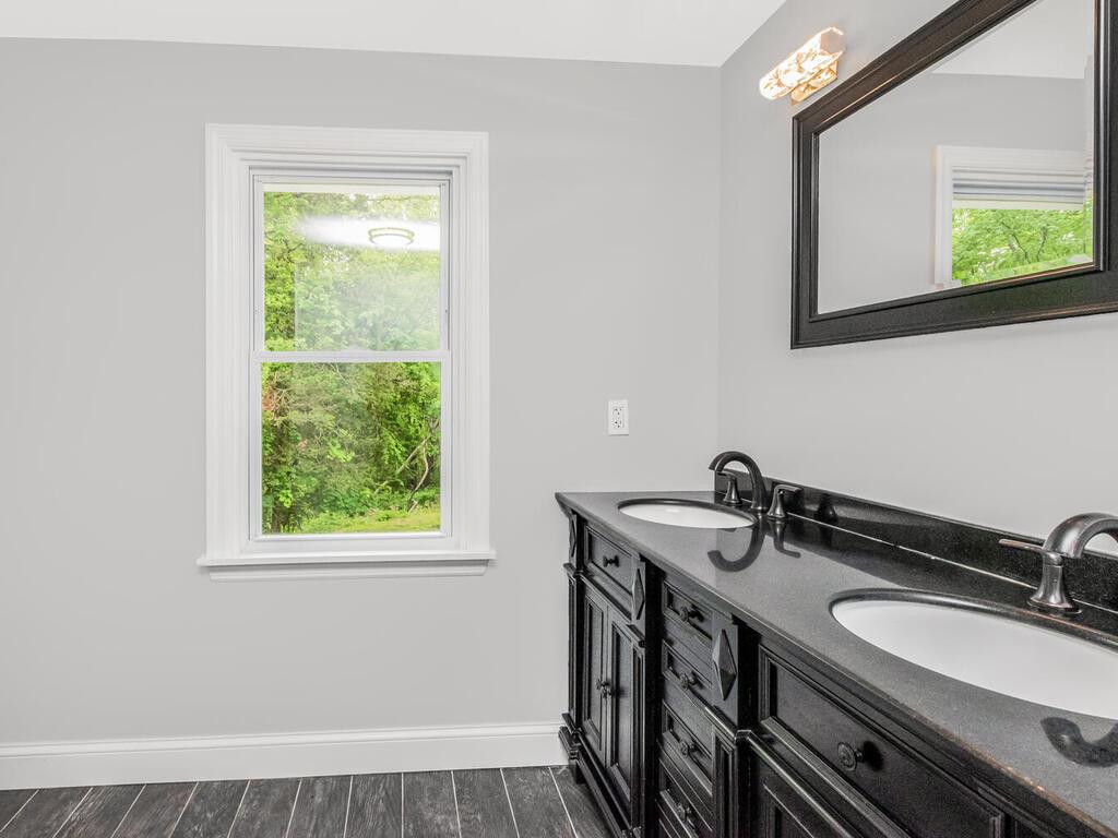 3 Idlewild Drive, Hyde Park, New York image 9