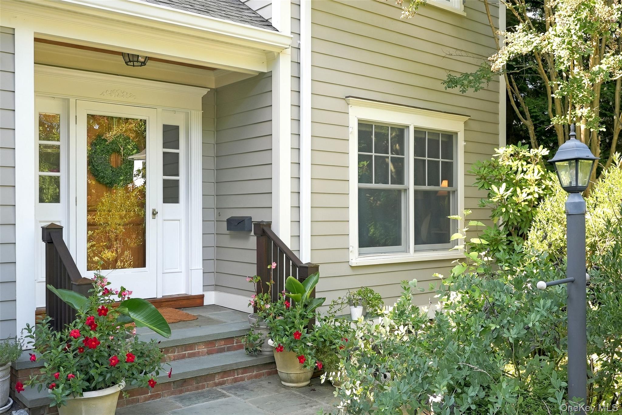 102 Florence Avenue