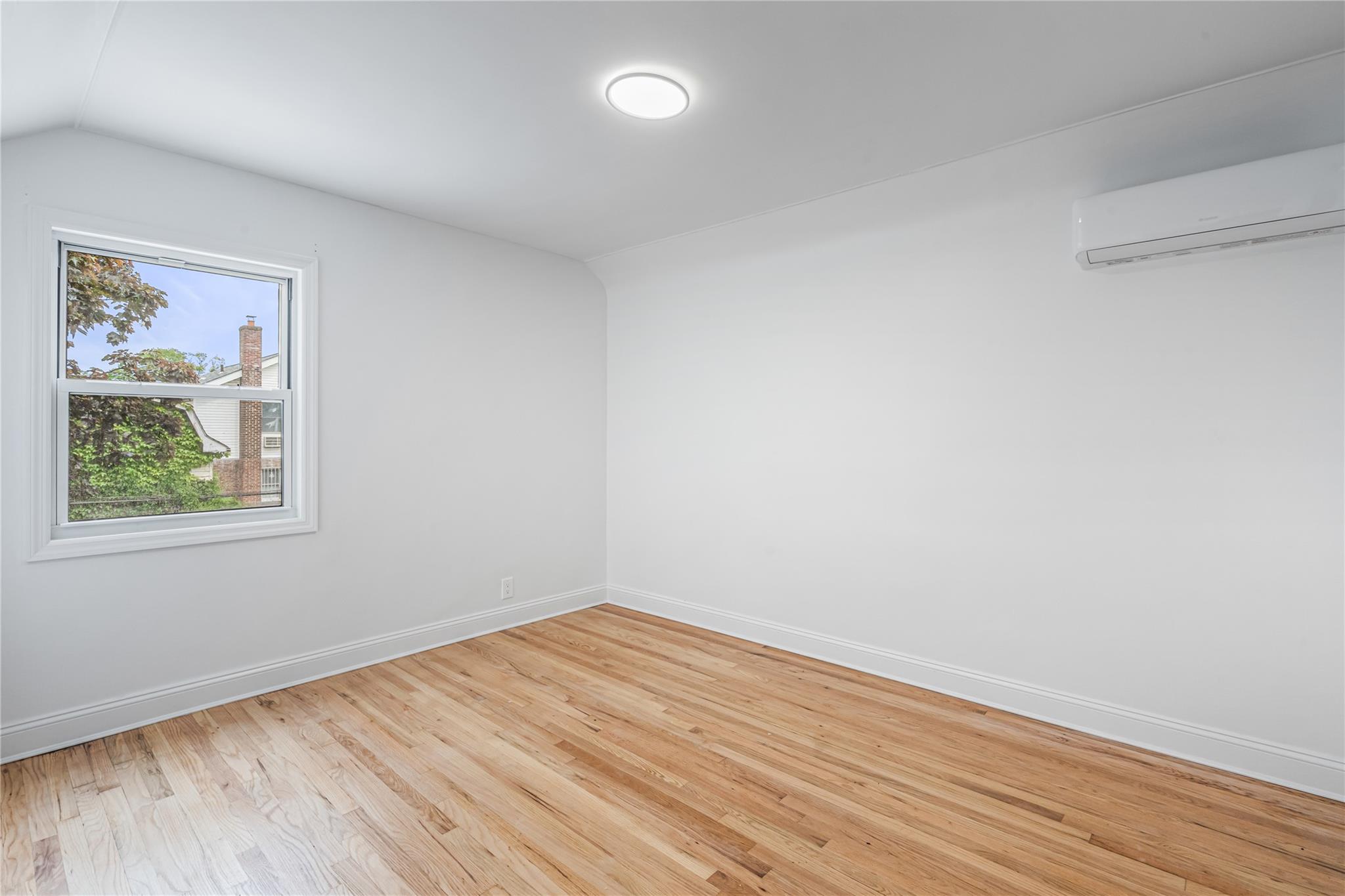 5639 Francis Lewis Boulevard, Bayside, New York image 12