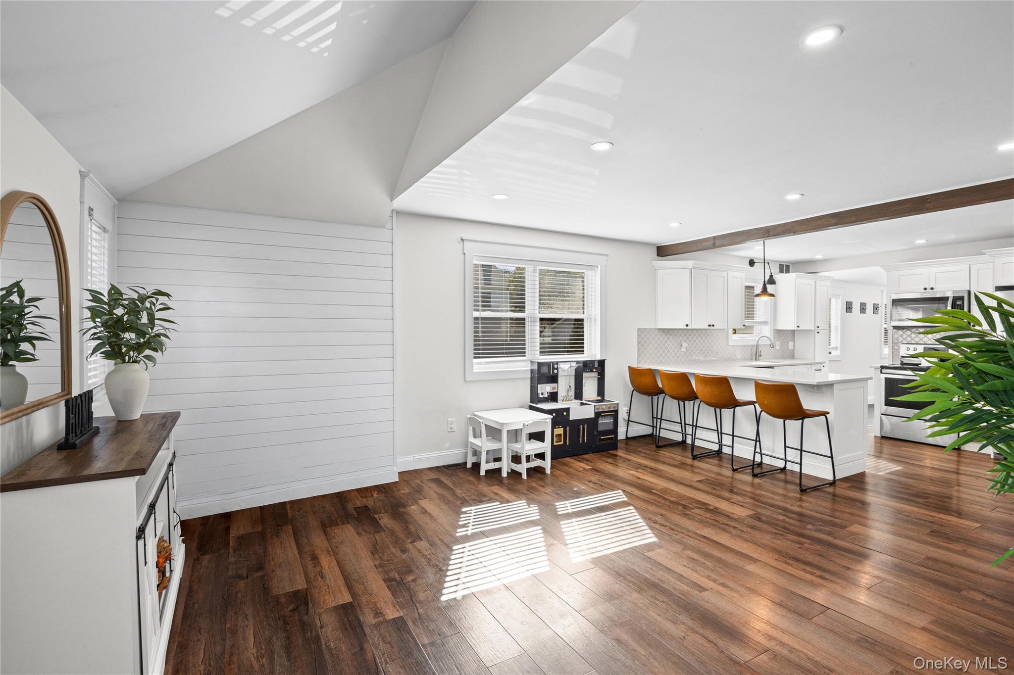 388 Lincoln Avenue