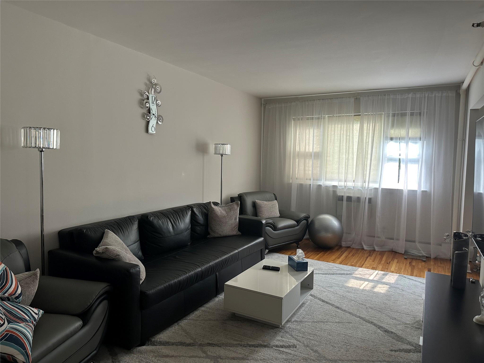 Rental Property at 212 Street, Bayside, Queens, NY - Bedrooms: 2 
Bathrooms: 1 
Rooms: 5  - $2,900 MO.