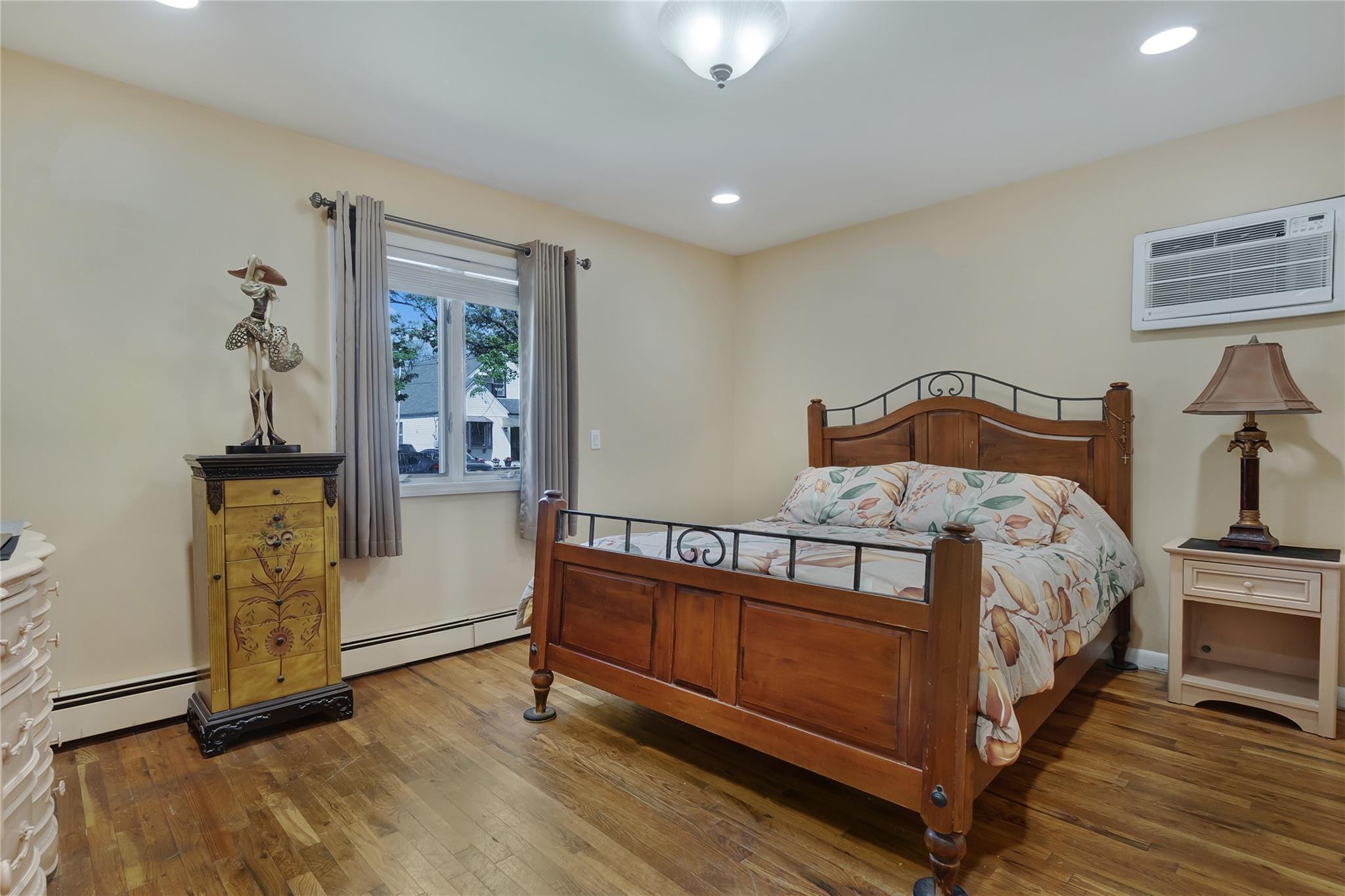 158-35 91 Street, Howard Beach, New York image 14