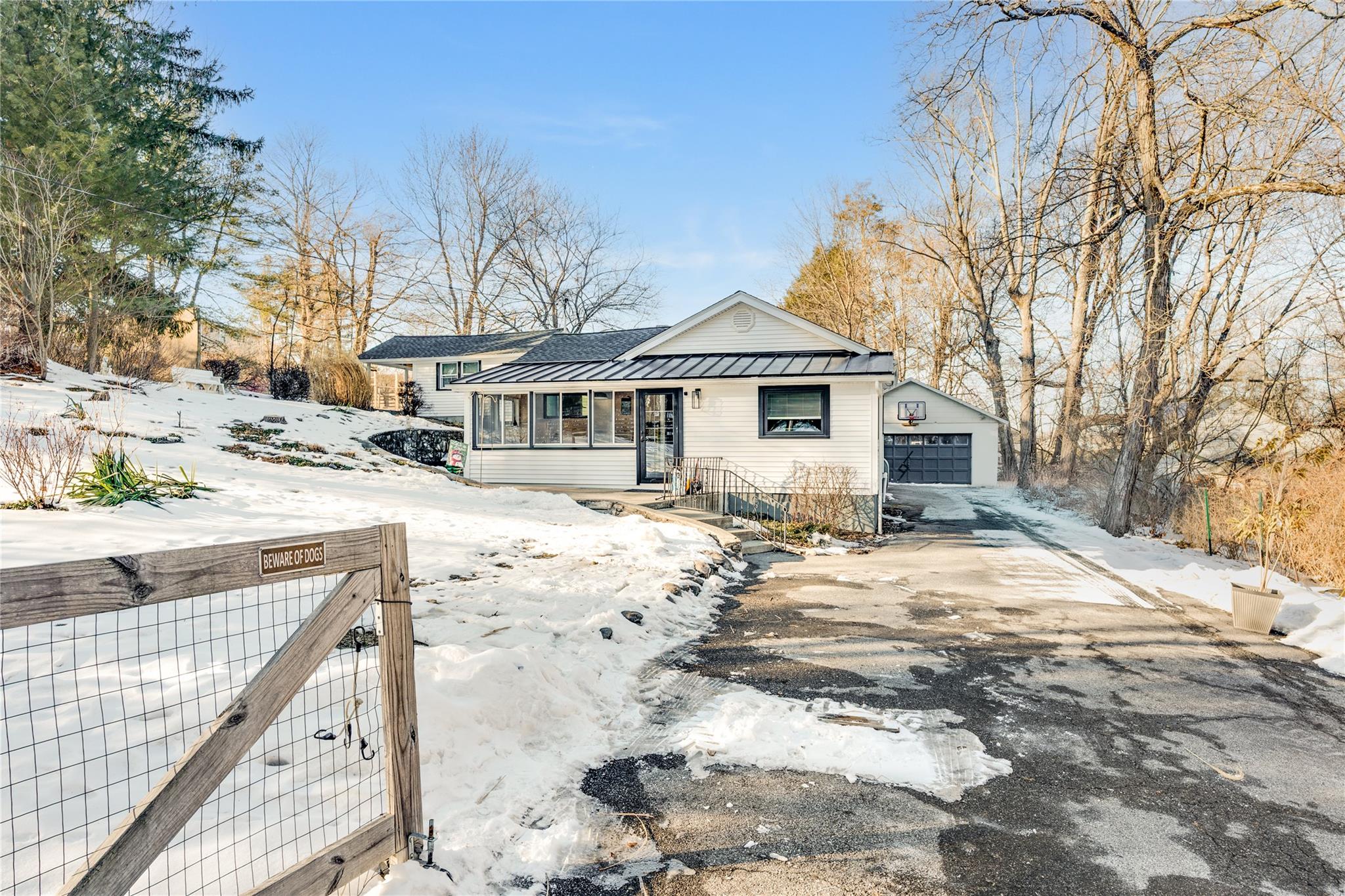 1788 SE Horton Road, Mohegan Lake, New York image 3