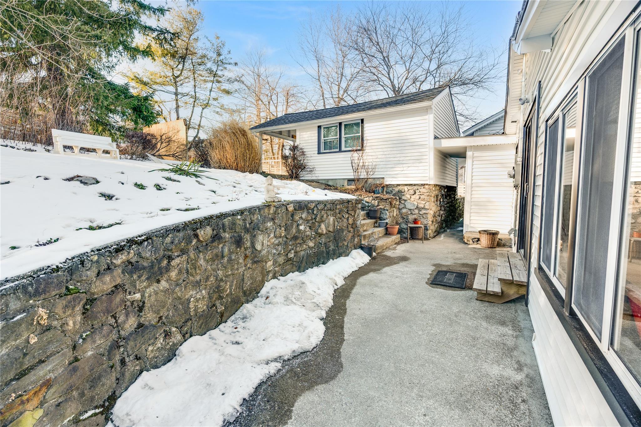 1788 SE Horton Road, Mohegan Lake, New York image 5