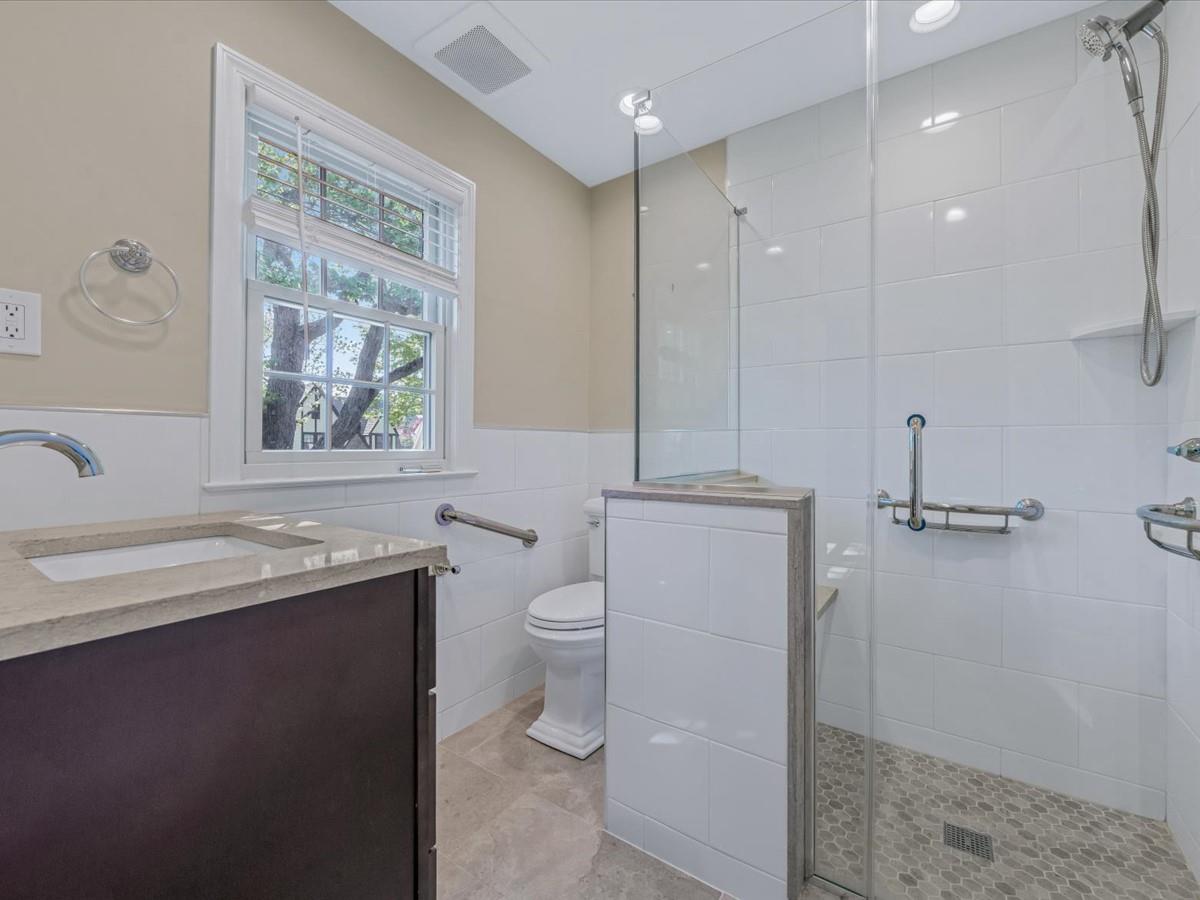 114 Wickham Road, Garden City, New York image 14