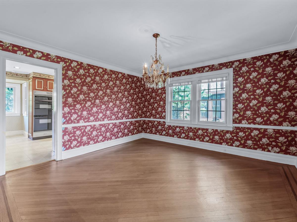 114 Wickham Road, Garden City, New York image 6