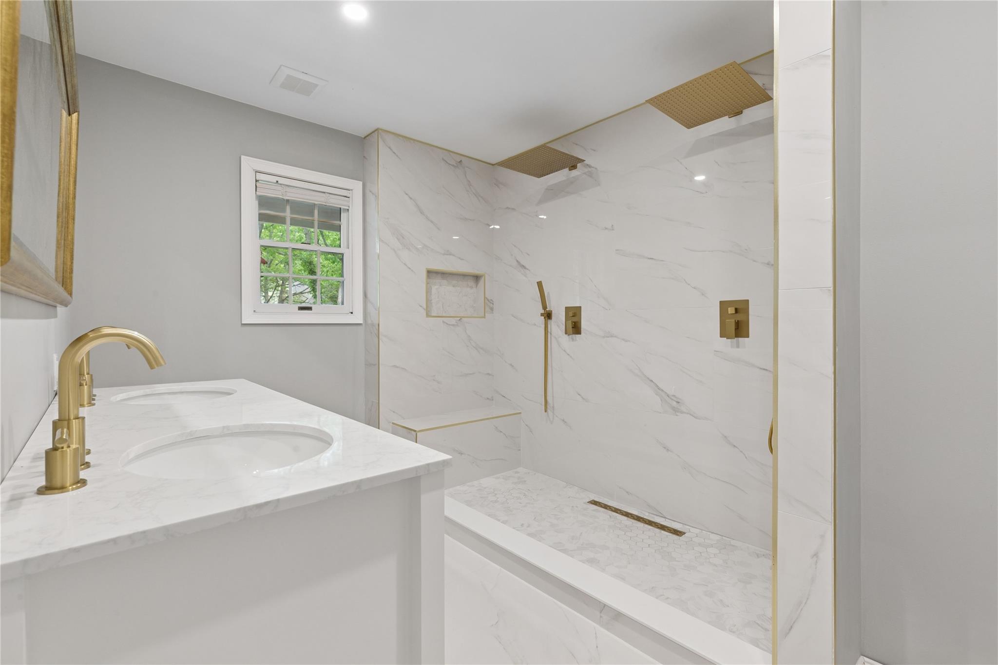15 Shelter Harbor Court, Wading River, New York image 21