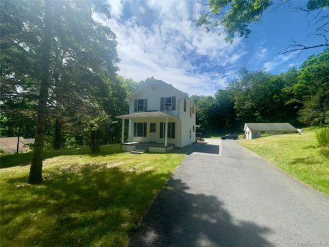 12 Old Turnpike Road Bloomingburg NY 12721