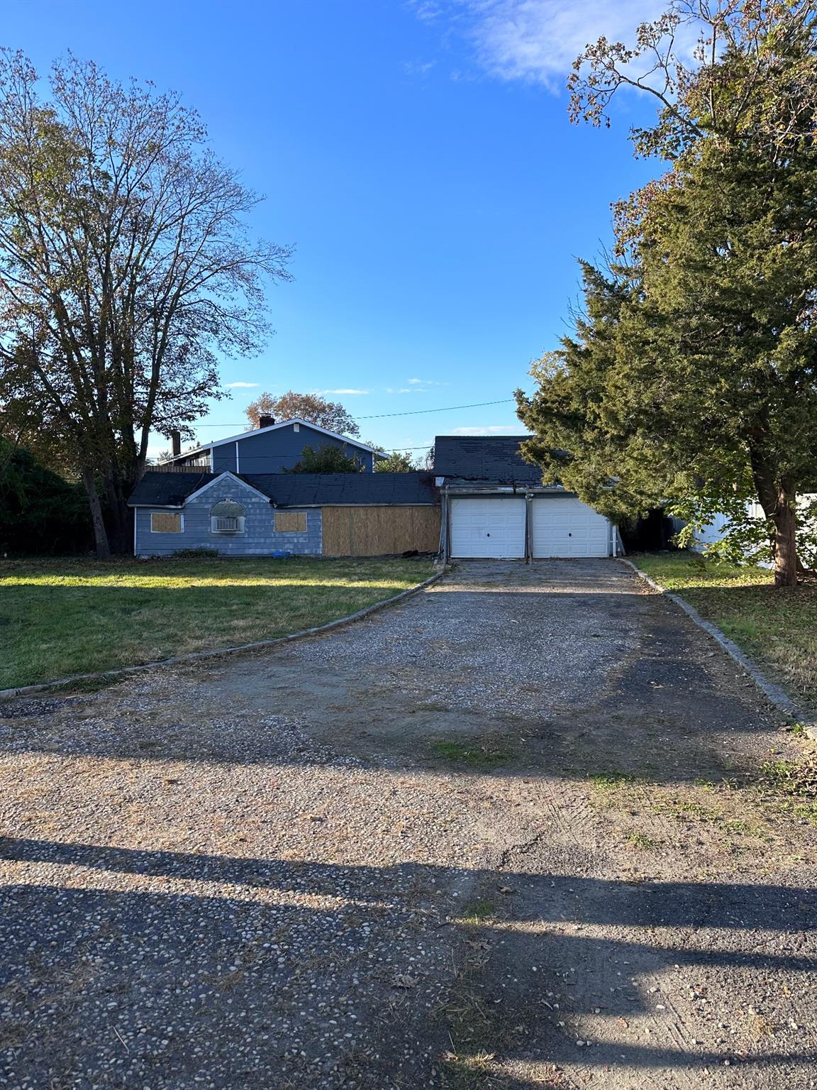 116 Oak Neck Lane, West Islip, New York image 5