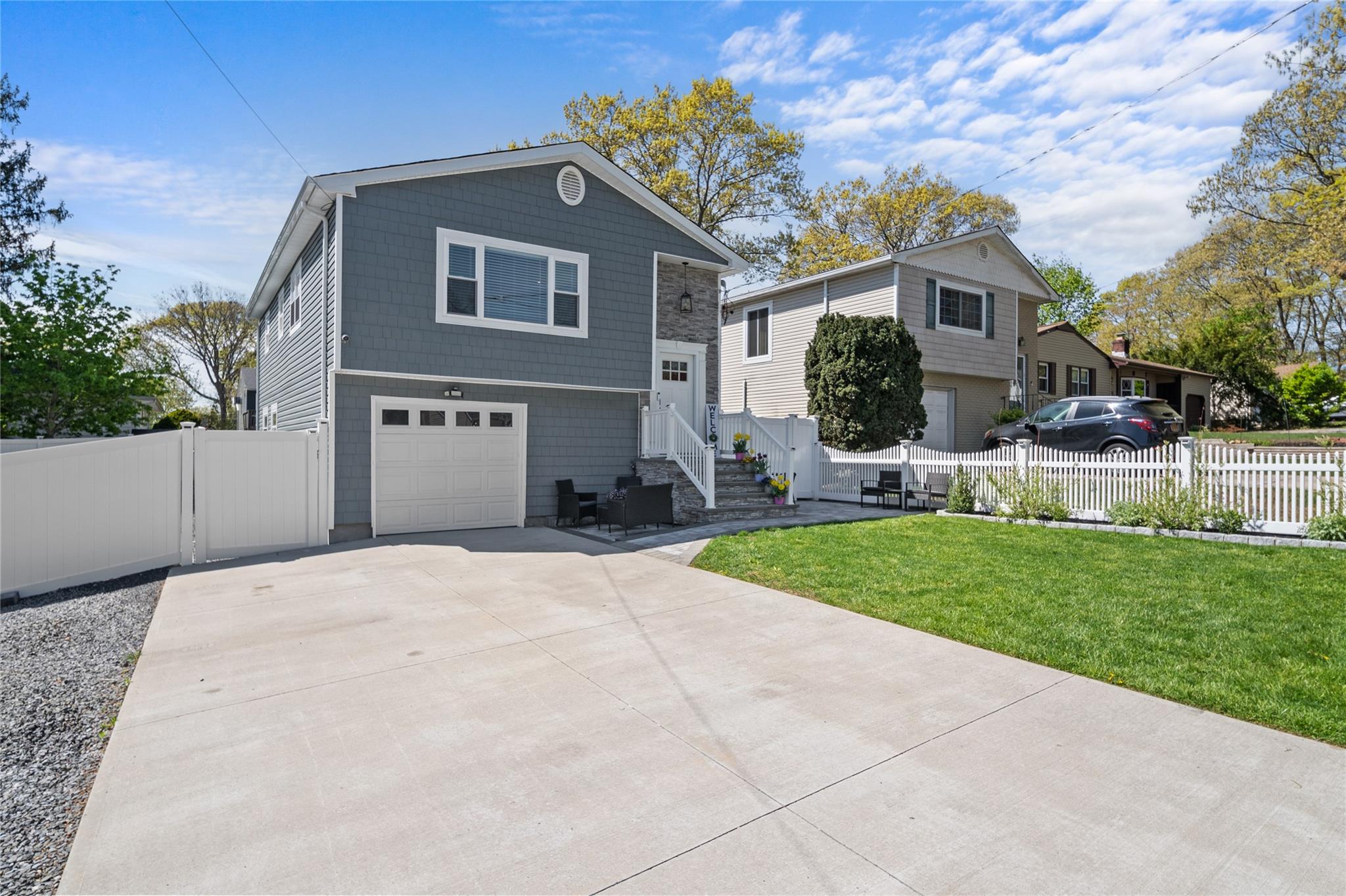 426 Ontario Street, Ronkonkoma, New York image 1