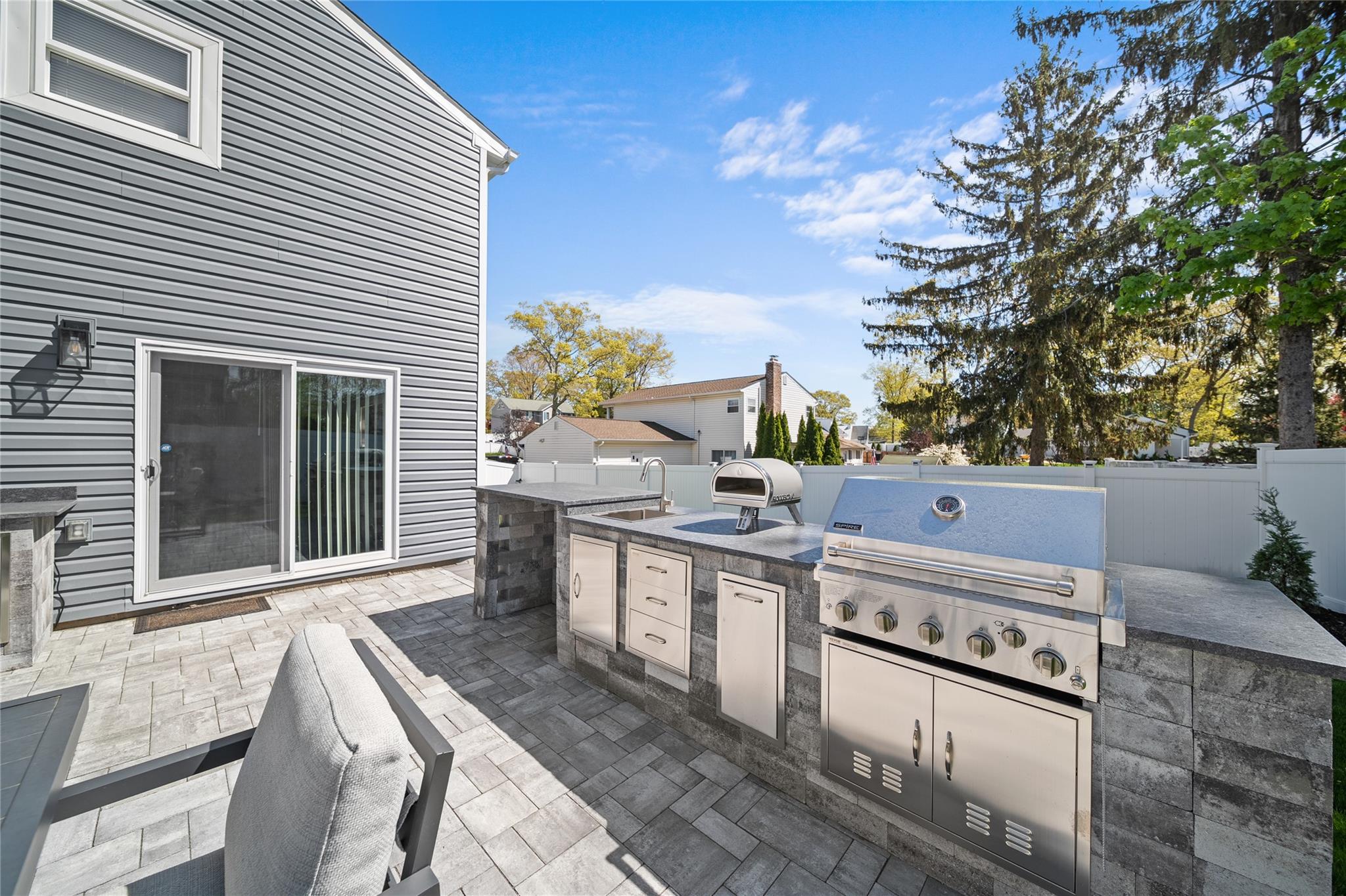 426 Ontario Street, Ronkonkoma, New York image 21