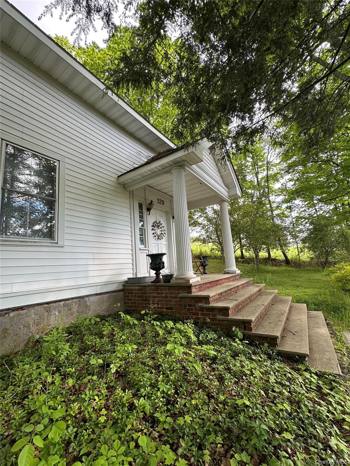 129 Blooms Corners Road