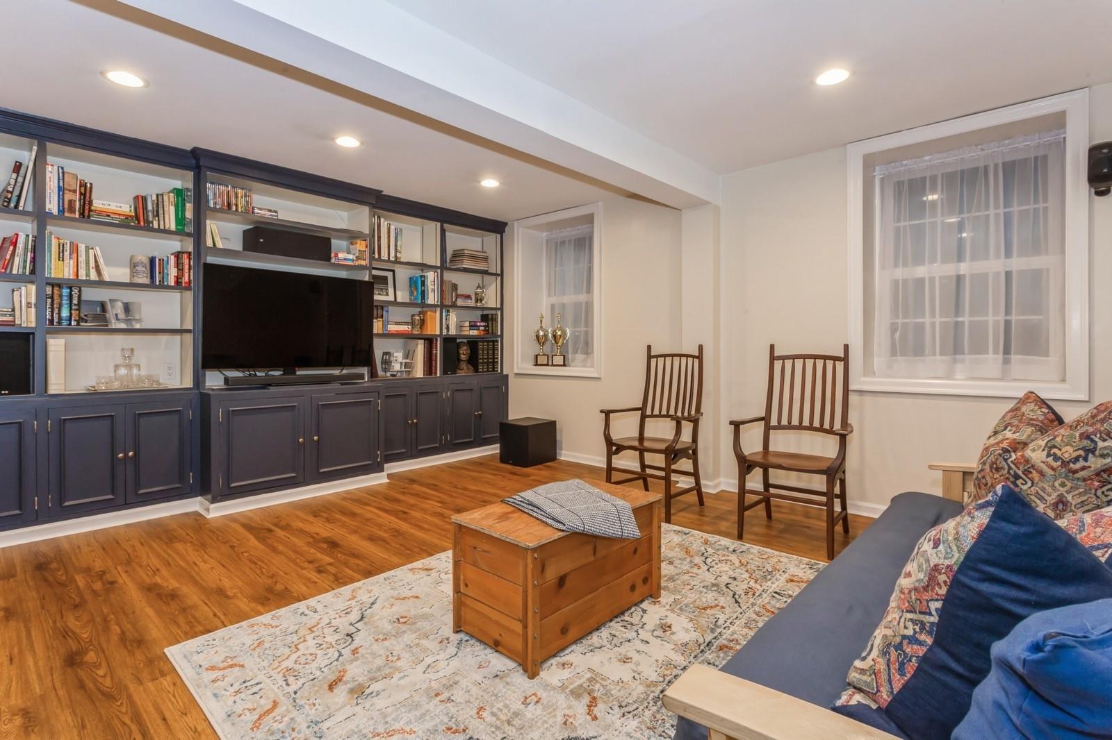 12 5th Place Pl, Garden City, New York image 31